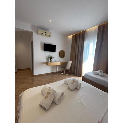 Villa-Leandro