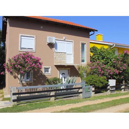 Villa Leona