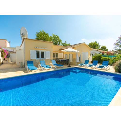 Villa Lilly by Interhome