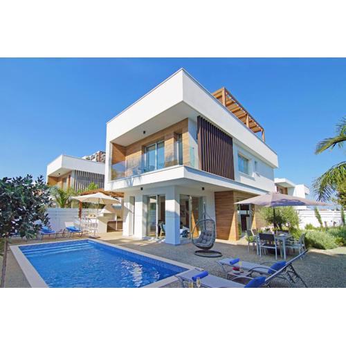 Villa Lily