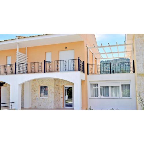 Villa Lily