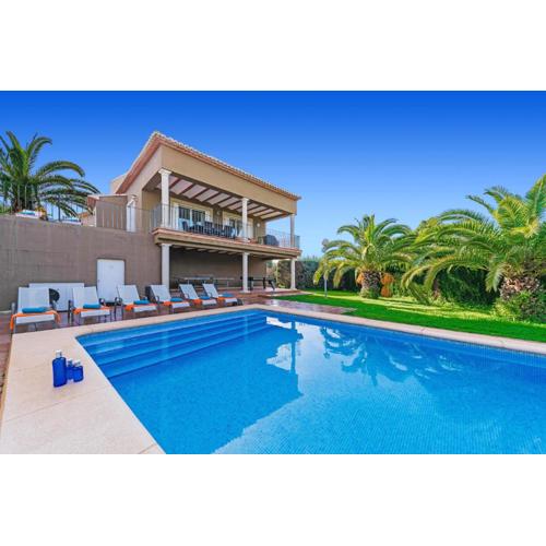 Villa Limones by Villa Plus
