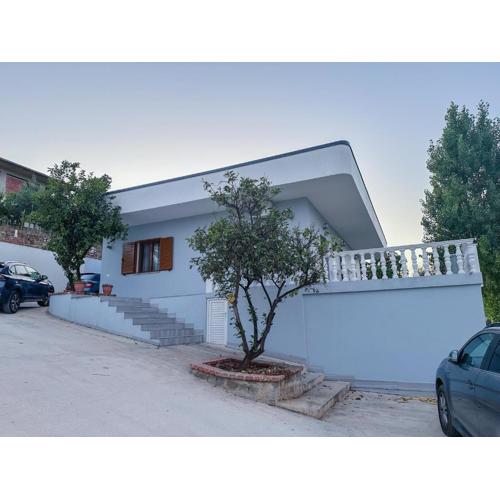 Villa Lindja Djellit