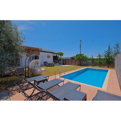 Villa Liya