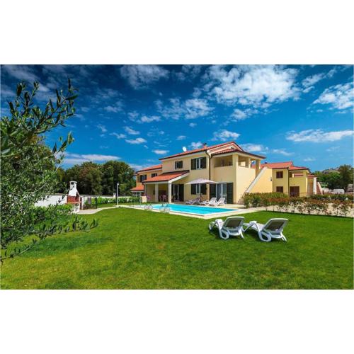Villa Lola