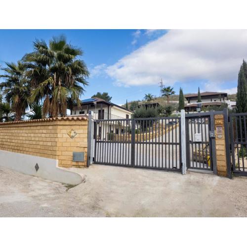 Villa Lory