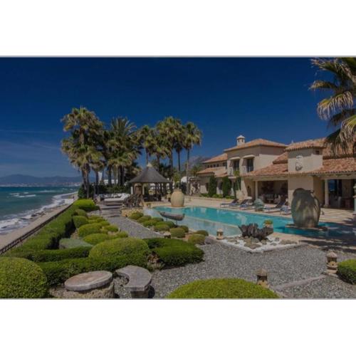 Villa Los Monteros Playa