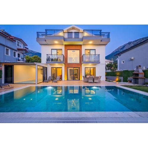 Villa Lotus/ Ölüdeniz Isıtmalı kapalı havuzlu