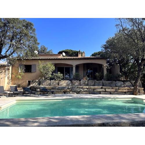 Villa Lou Pantai with New Swimming Pool
