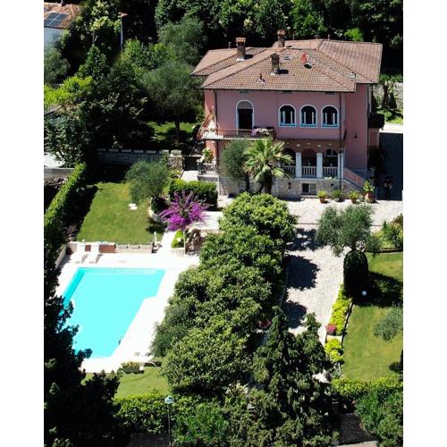 Villa Lou