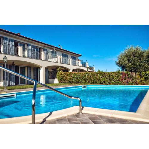 Villa Lucia Riviera dei Fiori Pool - Happy Rentals