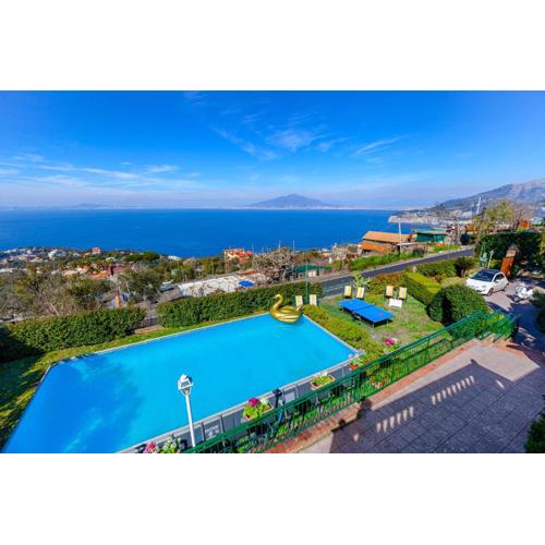 Villa Luisa Jacuzzi and Pool