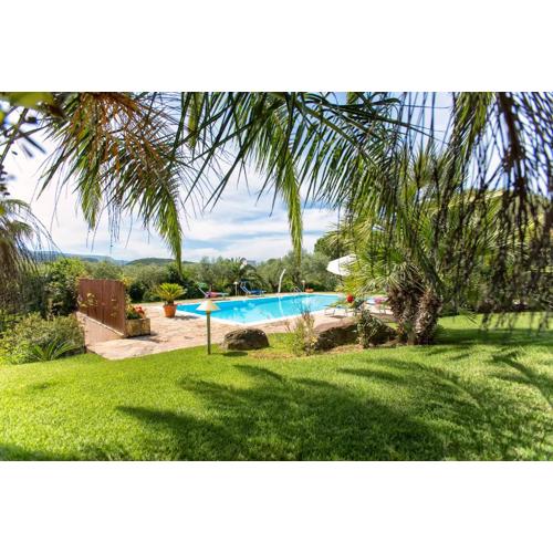 Villa Luna Smeralda ad Alghero villa con piscina ad uso esclusivo per 8 persone