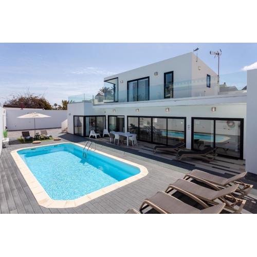 Villa Luxury Azul Private Pool and BBQ Corralejo By Holidays Home