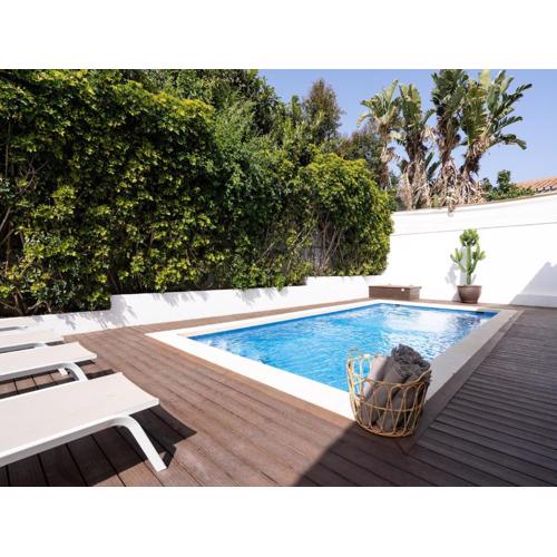 Villa Madrugada, beachside villa in Costabella