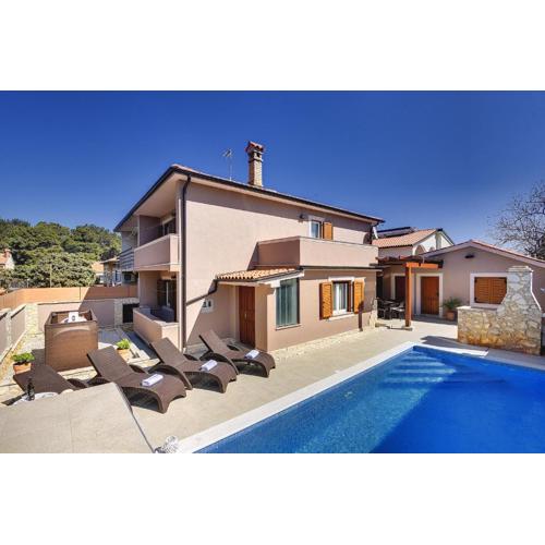 Villa Magnifica