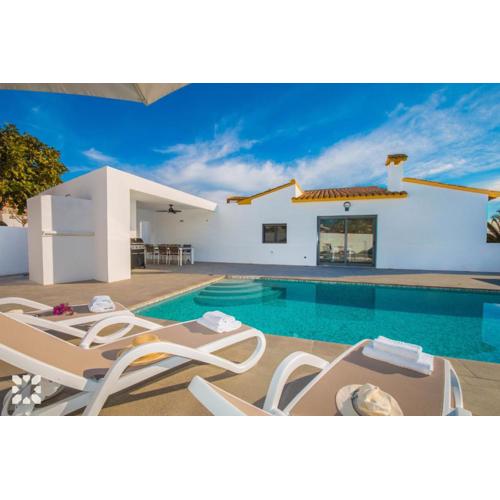 Villa Mango by Abahana Villas