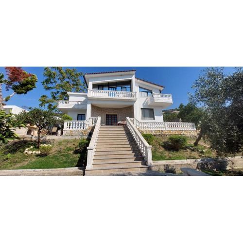 Villa Mare - for families & groups