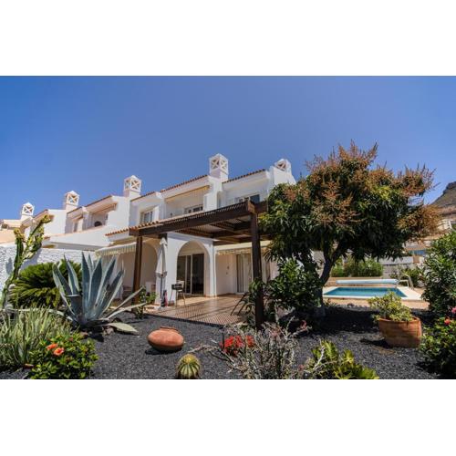 Villa Margret con piscina privada en Costa Adeje