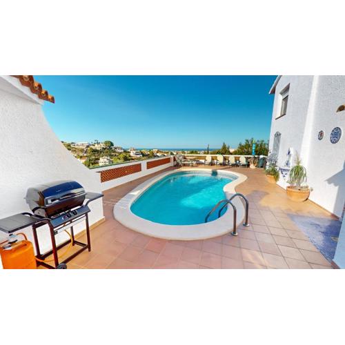 Villa Maria by Family Homes