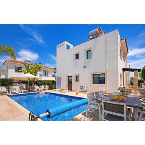 Villa Maya - 4bed with Private Heated Pool