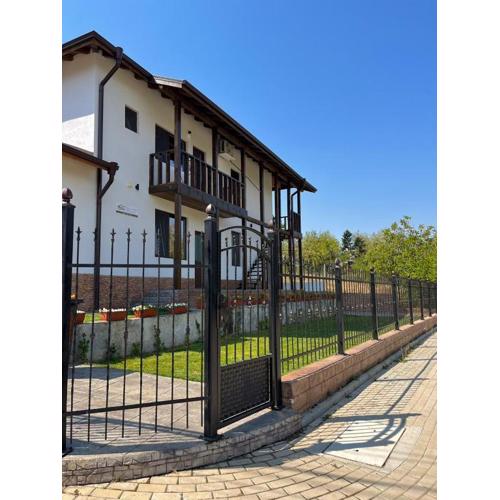 VILLA MEDI boutique