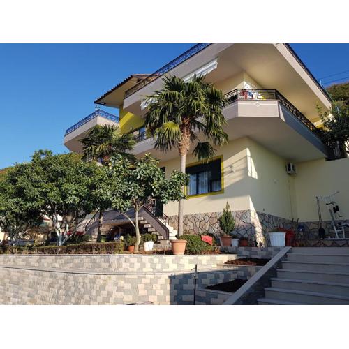 Villa Meminaj Vlore Sea view and Garden Vlore