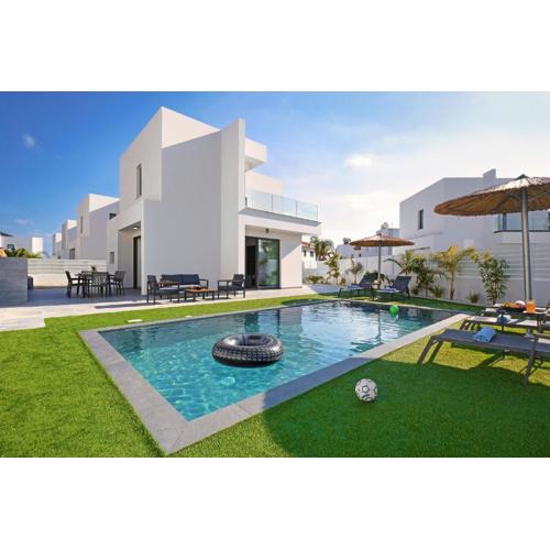 Villa Merope - 3Bed All En-suite