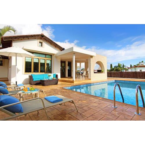 Villa Merry