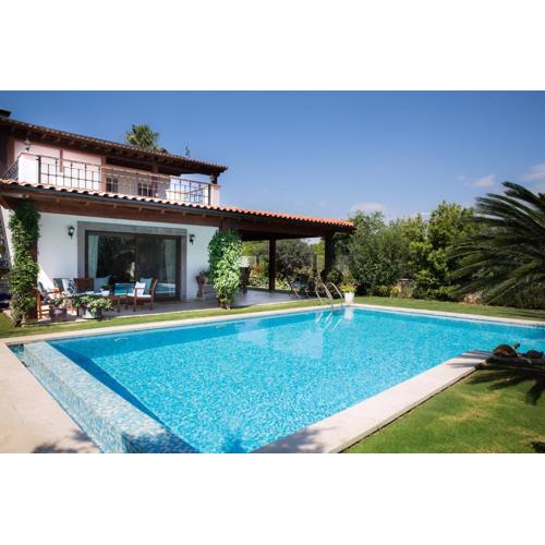 Villa Mertcan by Important Group Travel BD439