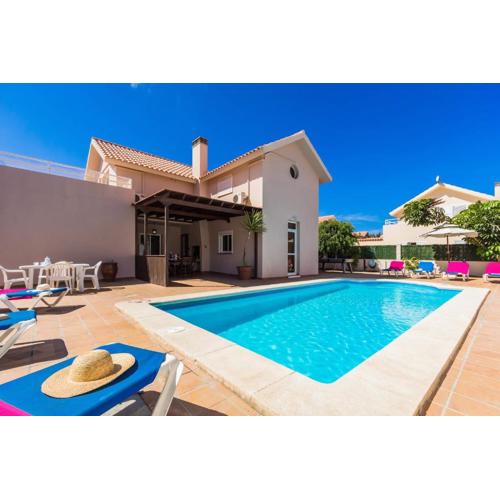 Villa Michelle by Villa Plus