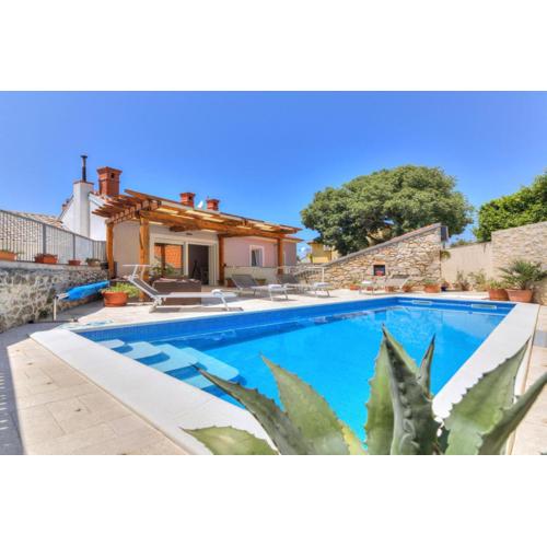 Villa Milla