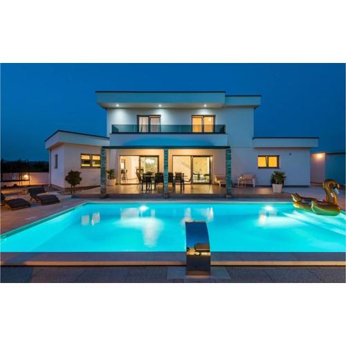 Villa Mirakul
