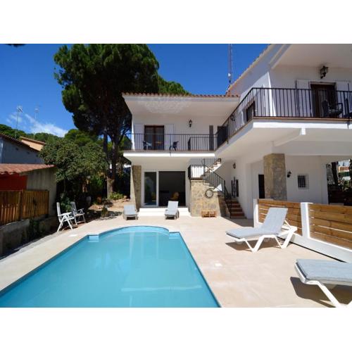 Villa Montgo for ten people with pool