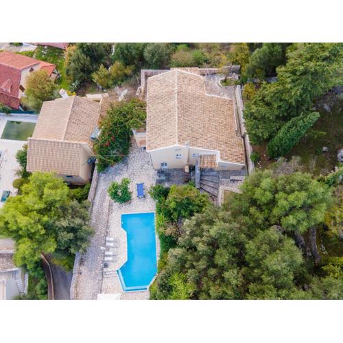 Villa Moyria by PosarelliVillas