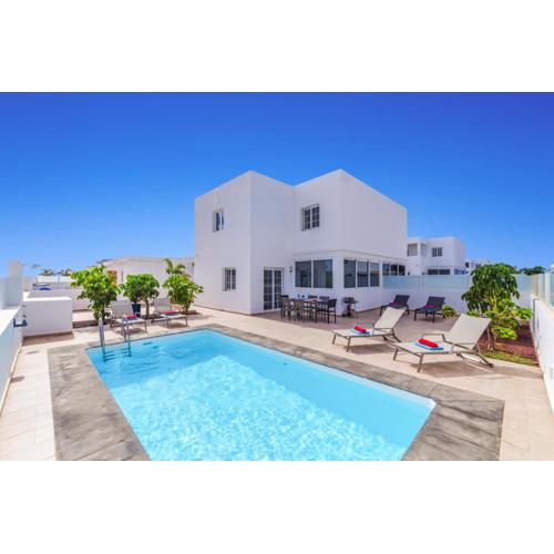 Villa Naya by Villa Plus