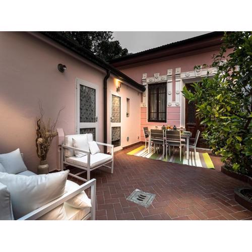 Villa near Beach in Viareggio