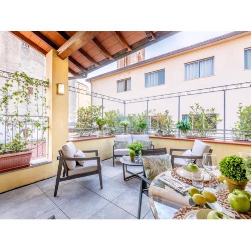 Villa near Lucca with Pool and Sauna