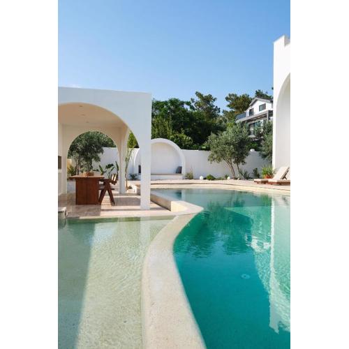 Villa NeoX with 2 Pools, Jacuzzi, Sauna & Minigolf