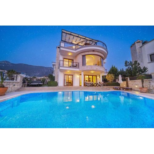 Villa Neria, Kalamar Koyu\