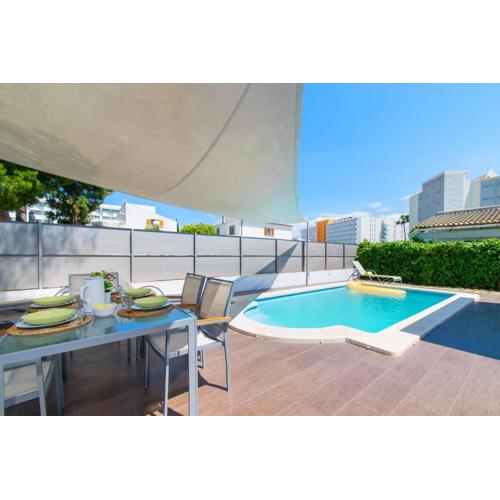 Villa NICO beach ALCUDIA by Mallorca Villa Selection