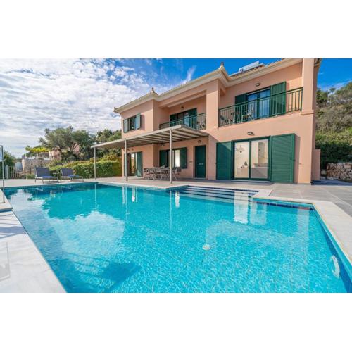 Villa Niki with swimming pool