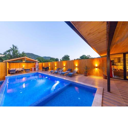 Villa Nostalji Kalkan Bezirganda Havuzlu Villa