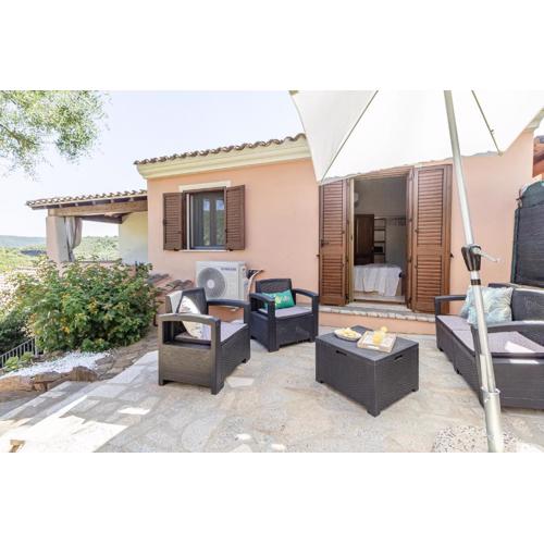 Villa Oasis of Peace - A few minutes by car to the Beach