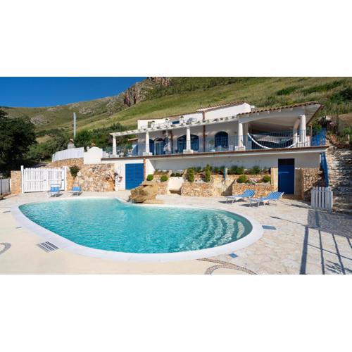 VILLA OLIMPIA 6&2, Emma Villas