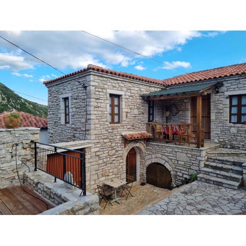 Villa Olive Old Qeparo