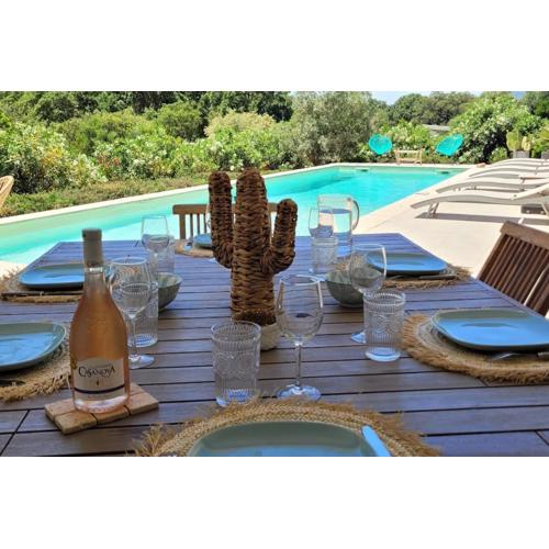 Villa Olmeccia piscine 14 m, clim, plein Sud