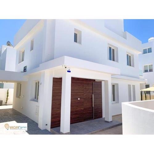 Villa Orash