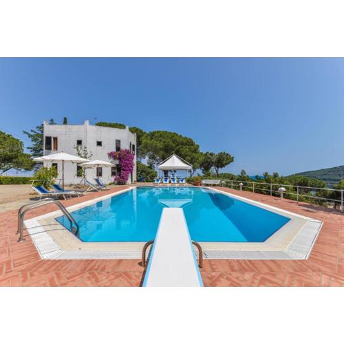 Villa Ottagonale
