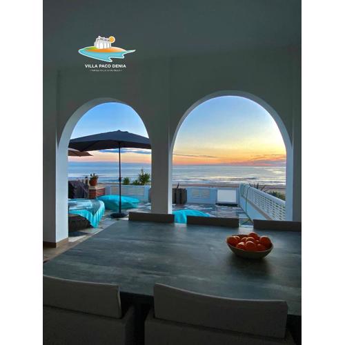 Villa Paco Denia in the beach